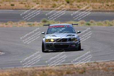 media/May-31-2025-CalClub SCCA (Sat) [[2c1a04e1ee]]/Qualifying/Group 2/Turn 4/